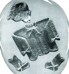 Knitted Baby Set Pattern #200