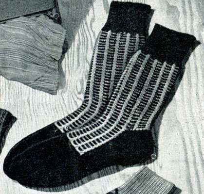 Two Tone Twist Socks Pattern