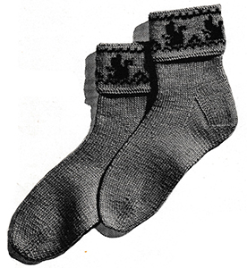 Squirrel-Cuff Socks Pattern #5706