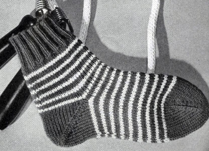 Children's Sock Pattern No. 527