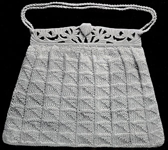 Knitted Triangle Purse Pattern #2160