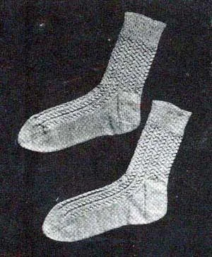 Man's Short Cable Socks